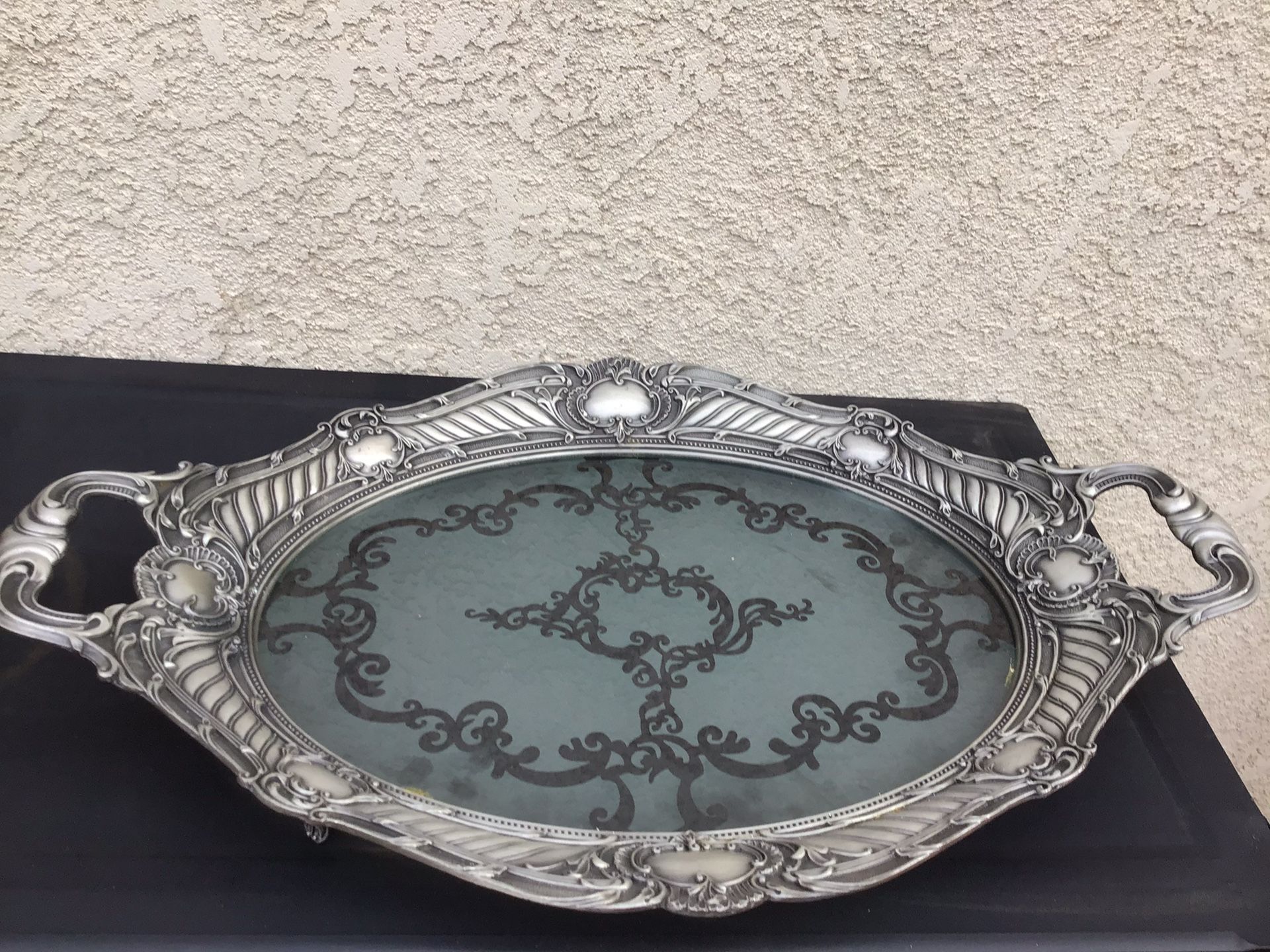 Oval silver plate