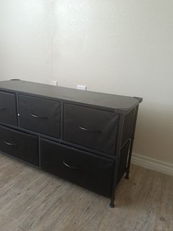 Dresser