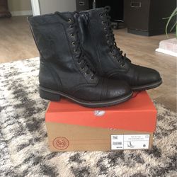 Boots Womens Size 8