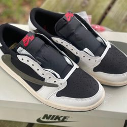 Air Jordan 1Low X Travis Scott 🫒 