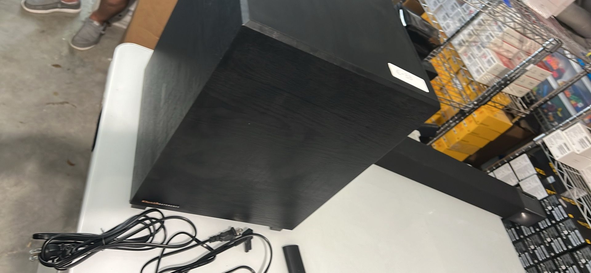 Klipsch Cinema 400 Soundbar And 8” Subwoofer