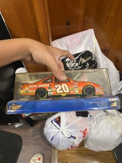 Collectibles Peanuts Nascar 