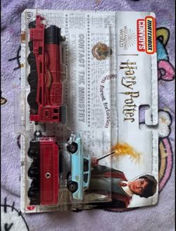 Matchbox Convoys Harry Potter Train & 1962 Ford Anglia