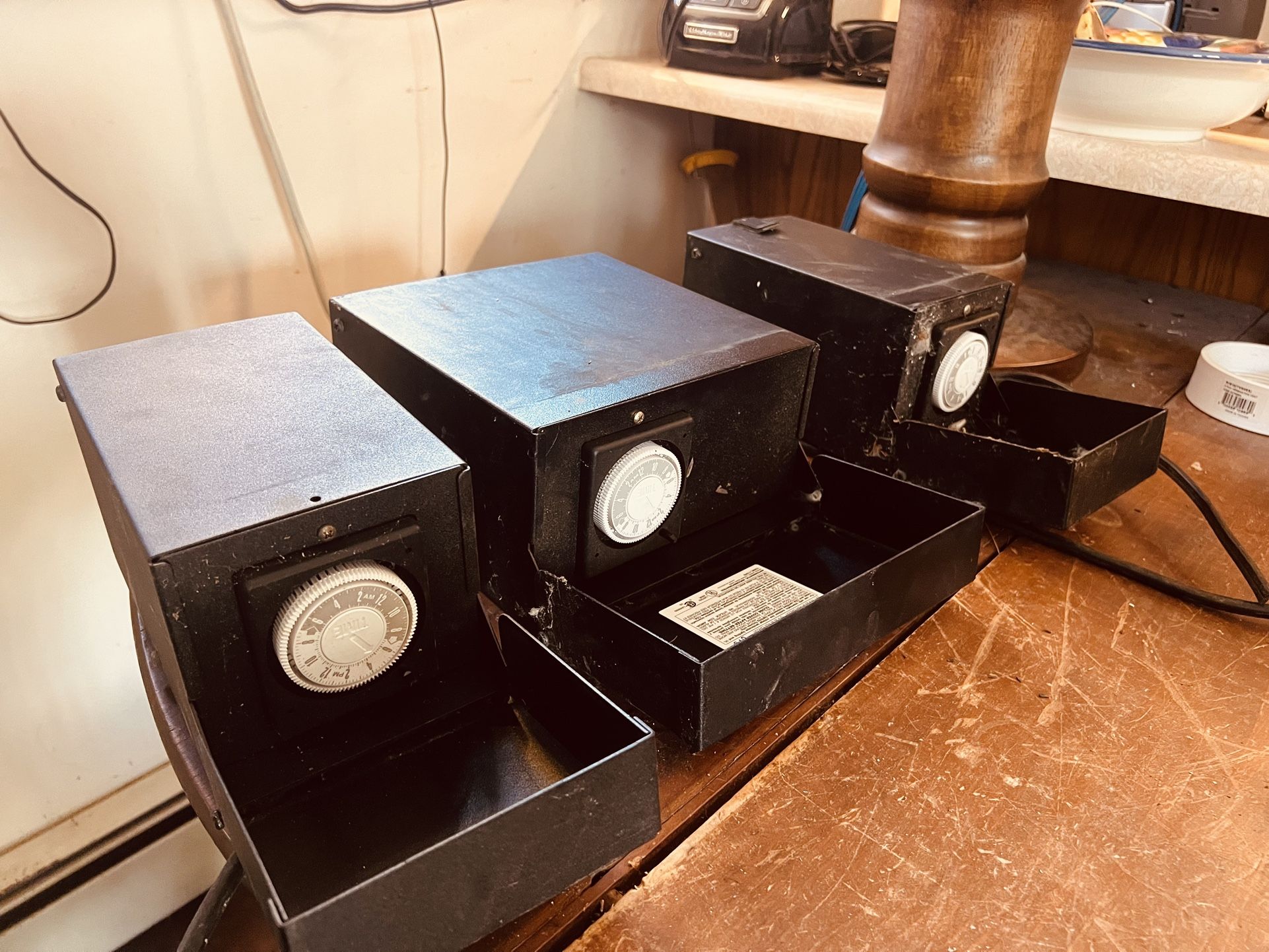 3 Low-Voltage Landscape, Transformers