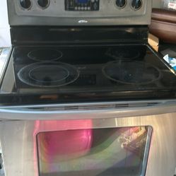 Matching Fridge And Stove