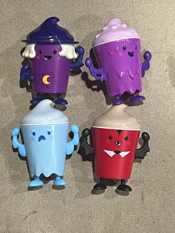 Wendy’s frosty frights set of 4 Melvin Purple witch, Coolie Ghoulie Red Vampire