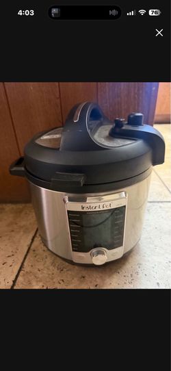 Instant Pot 8 quarts Multi cooker Rice Cooker