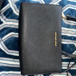 Michael Kors CrossBody/Clutch NWOT