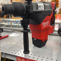 Milwaukee Rotary Hammer