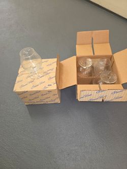 EIGHTH PRINCESS HOUSE WINE GLASS