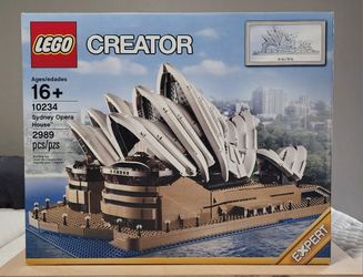 Lego Sydney Opera House