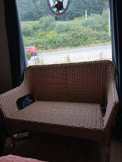 Wicker Loveseat Bench