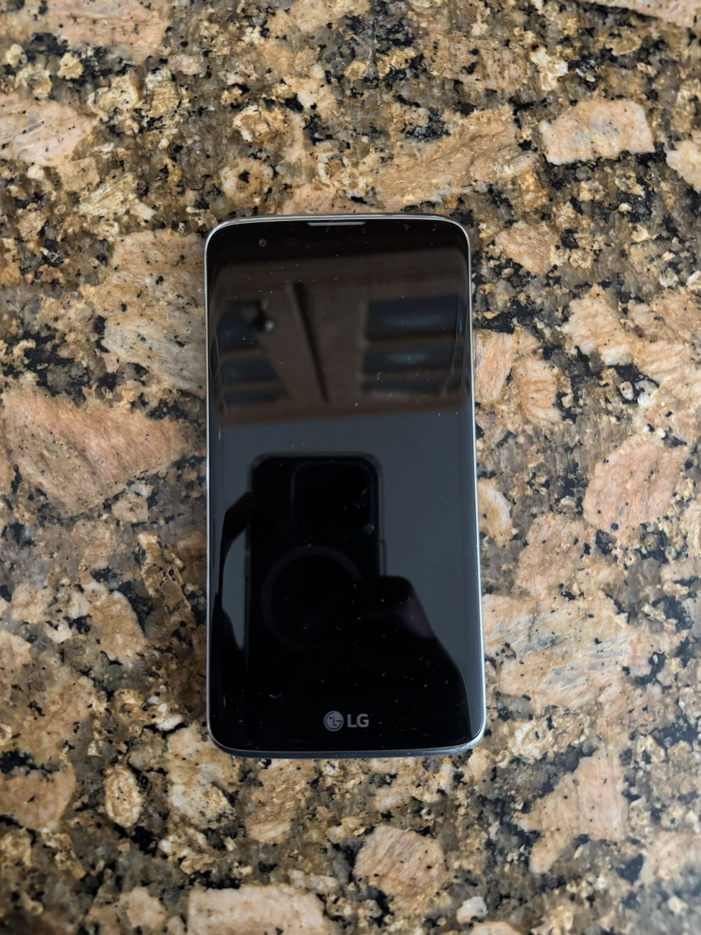 LG K7 4G LTE Phone