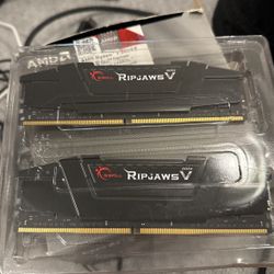Used G.SKILL Ripjaws V Series 32GB (2 x 16GB)  Non RGB $80