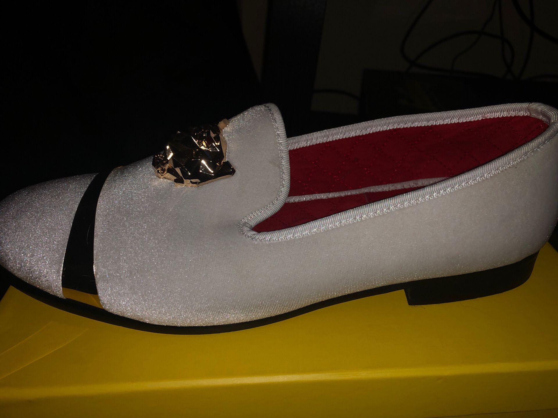 Dress shoes size -11
