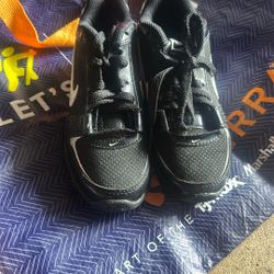 Athlete Shoes 