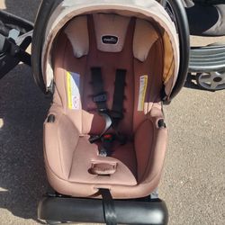 Evenflo Pivot Car seat & Stroller 
