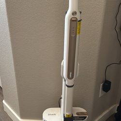 Wonderful Shark Cordless Vaccum With Self Emptying Trash Bin