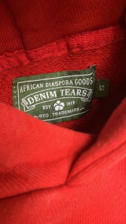 Red denim tear size s