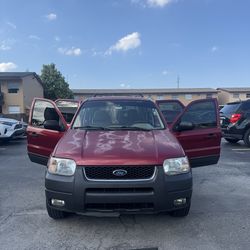 2003 Ford Escape