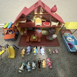 Bluey House and extras