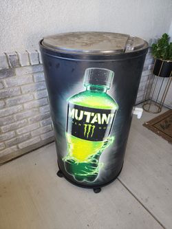 Monster Ice Cooler/drink Holder