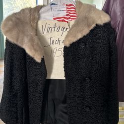 Vintage 1950s Jacket With Mink Collar