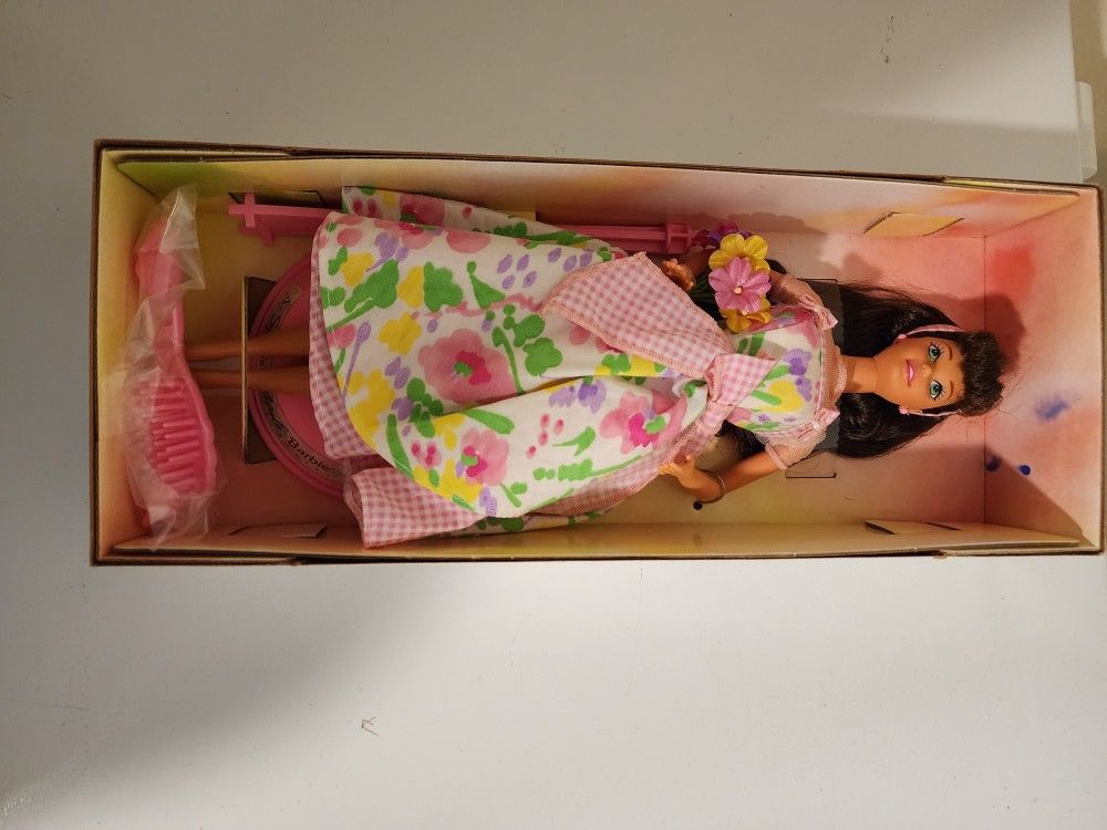 Barbie Spring Petals Doll Avain Special Edition 1996