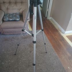 Amazon Tripod , Camera Stand For Sale. 