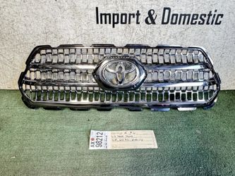 2016 - 2017 - 18 - 19 - 2022 TOYOTA TACOMA FRONT UPPER INNER BUMPER GRILLE OEM AX65204