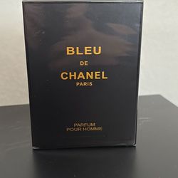 Bleu de Chanel Cologne