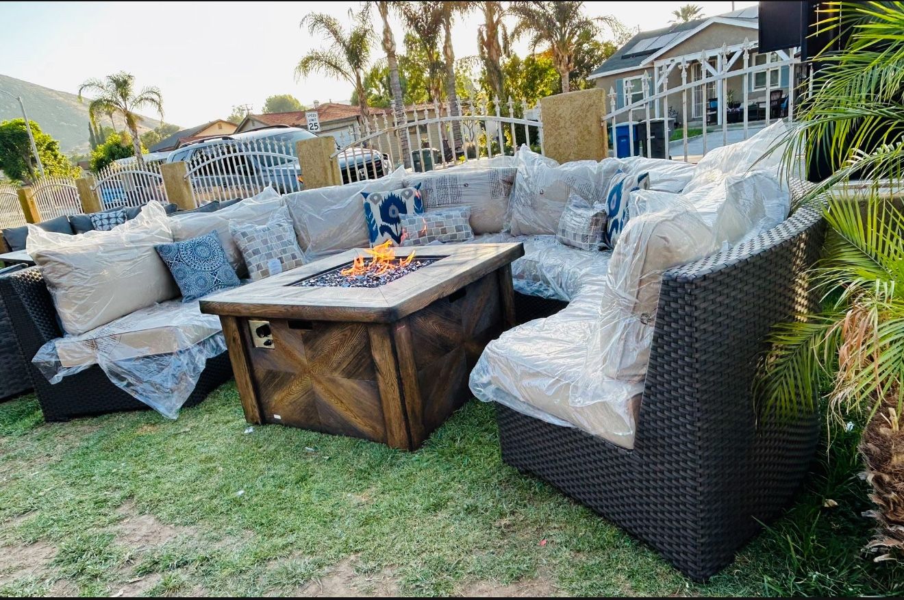 Brand New Patio Outdoor Furniture Set With Fire Pit Sunbrella Fabric