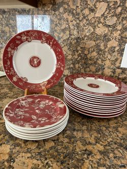 Waverly plate set
