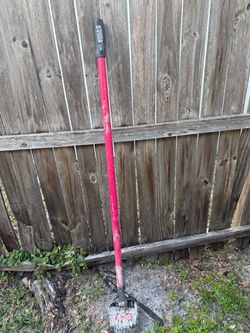 Tile scrapper