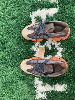 YEZZY 500 ENFLAME SZ 8.5 