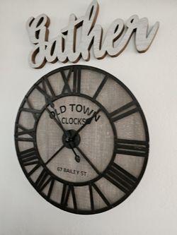 Farmhouse Clock