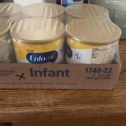 14 Infant Enfamil Formula Bottles 12.5 Oz (354 g)