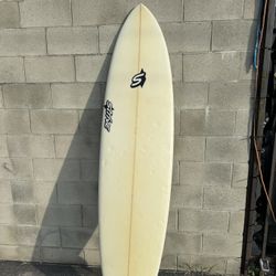 7’4” Surfboard