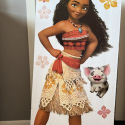 Moana On Hard Cover Poster 