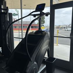 StairMaster SM5 StepMill with 2 Window LCD Console