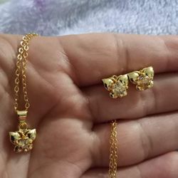 Gold Plated Necklace With The EarringsCollar Con Aretes De Oro Laminado 