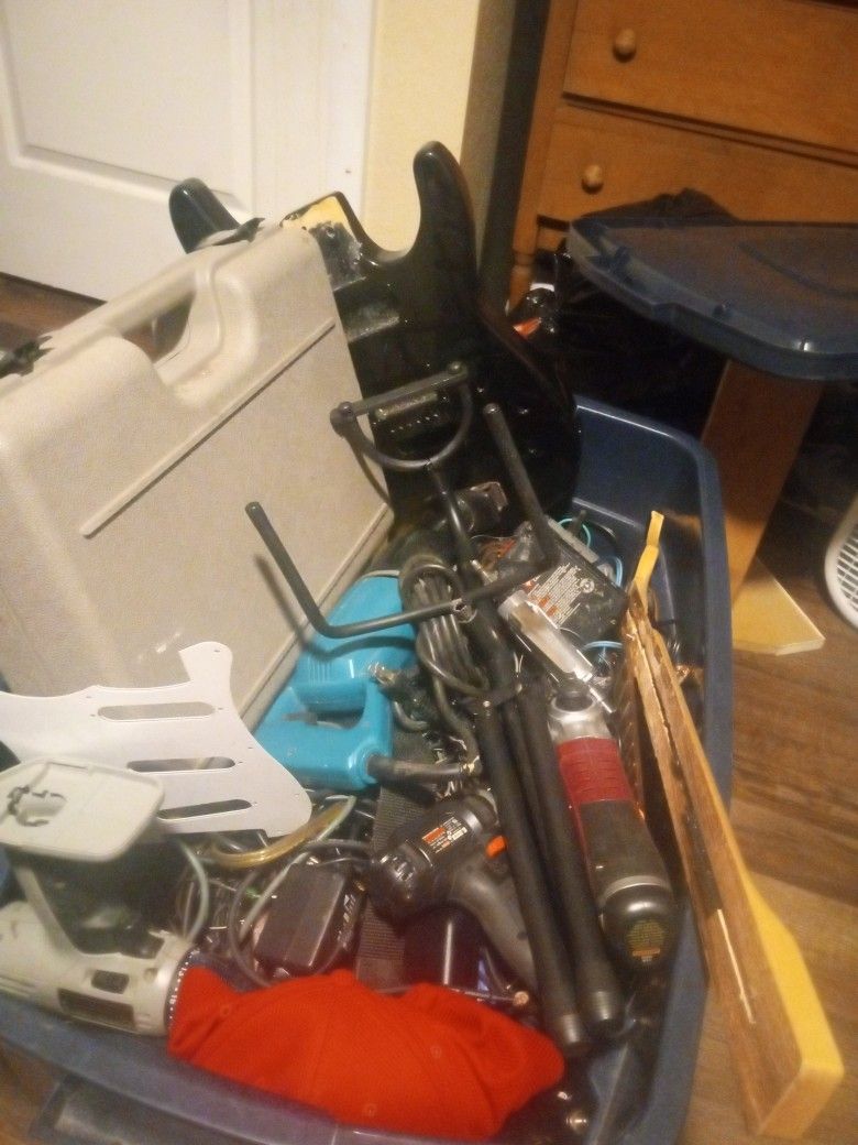 Huge Bin Full Of Tools,Power Supplys,Phone Chargers,Guitar Stuff And More Lots Good Stuff Must Take All 35 Bucks
