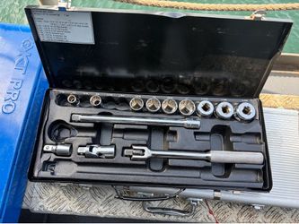 Navy used tool set