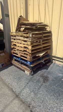 $5 A Piece  PALLETS 