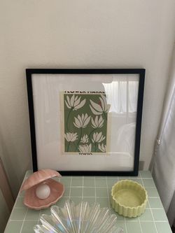 Modern Black Square Frame