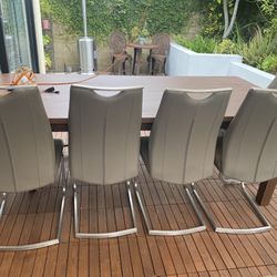5 Chairs - Free