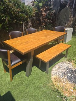 solid oak table