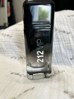 Carolina Herrera 212 VIP Black Eau de Parfum, 3.4 oz.