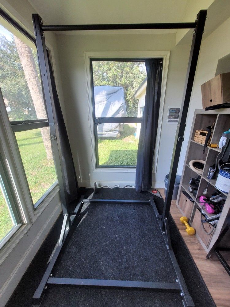 Adjustable Pull Up Tower