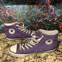 Converse All Star Men's Size 11 Women's Size 13 Shoes Purple